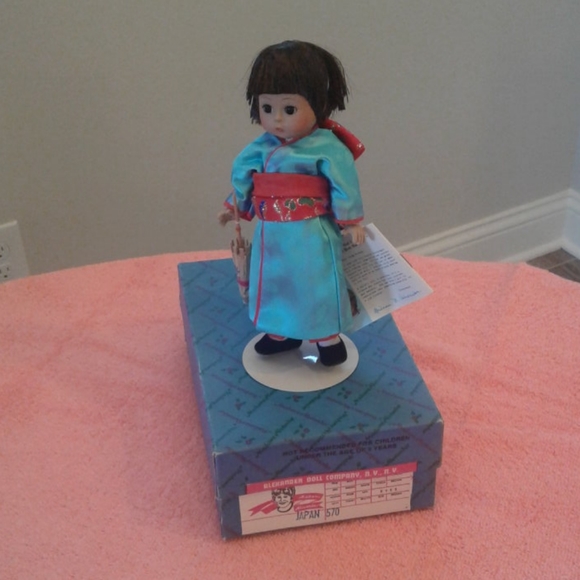 JAPAN DOLL - Picture 3 of 4